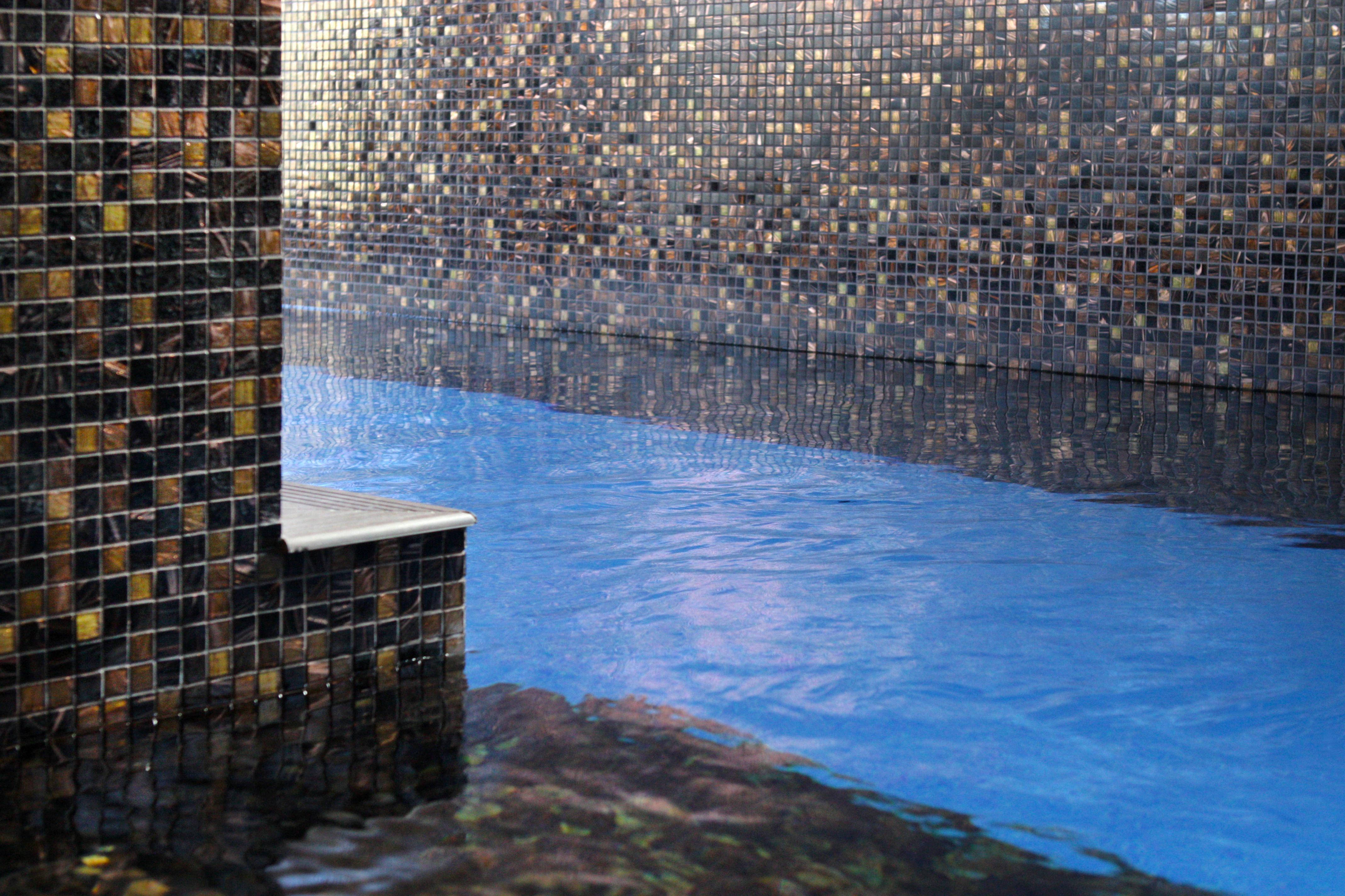 Longevity Senses - Cascais Boutique Hotel - Adults Only Eksteriør bilde A mosaic tiled pool